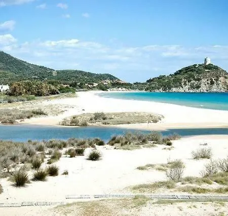 Villa Baires - Chia Domus De Maria